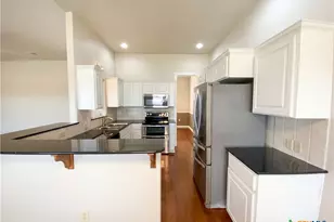 104 Coleton Dr, Copperas Cove, TX 76522 - Photo 2