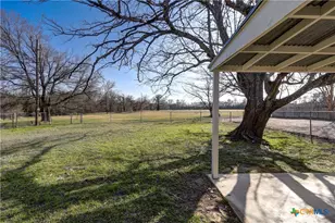 1513 W Main St, Little River Academy, TX 76554 - Photo 32