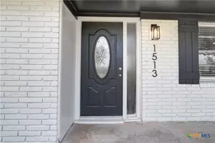 1513 W Main St, Little River Academy, TX 76554 - Photo 2