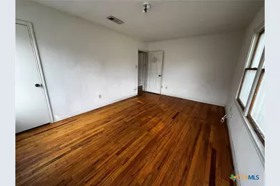 1010 S 17th Street, Temple, TX 76504 - Photo 16