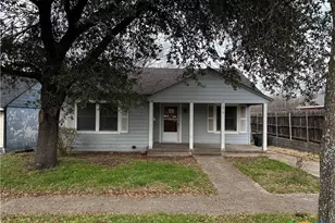 1010 S 17th St, Temple, TX 76504 - Photo 1