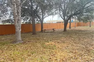 1133 Ashby St #8, Seguin, TX 78155 - Photo 14