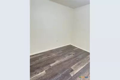 1133 Ashby #8 Street, Seguin, TX 78155 - Photo 18