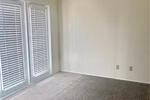 1133 Ashby St #8, Seguin, TX 78155 - Photo 10