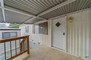1506 Honeysuckle Ln, New Braunfels, TX 78130 - Photo 6