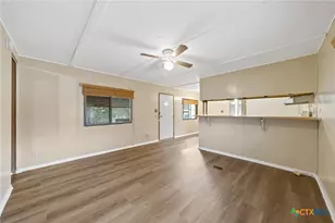 1506 Honeysuckle Ln, New Braunfels, TX 78130 - Photo 10