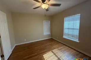 127 Hillcrest Dr, Luling, TX 78648 - Photo 18