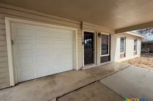 127 Hillcrest Dr, Luling, TX 78648 - Photo 22