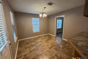 127 Hillcrest Dr, Luling, TX 78648 - Photo 10