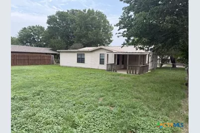127 Hillcrest Drive, Luling, TX 78648 - Photo 2