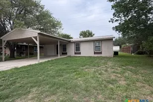 127 Hillcrest Dr, Luling, TX 78648 - Photo 24