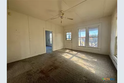 1202 Bridge Street, Lampasas, TX 76550 - Photo 2