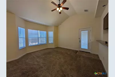 1270 Hillcrest Drive, New Braunfels, TX 78130 - Photo 10