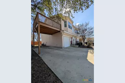 1270 Hillcrest Drive, New Braunfels, TX 78130 - Photo 2