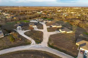 540-566 Crest Circle Dr, San Marcos, TX 78666 - Photo 20