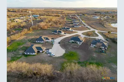 540-566 Crest Circle Drive, San Marcos, TX 78666 - Photo 18