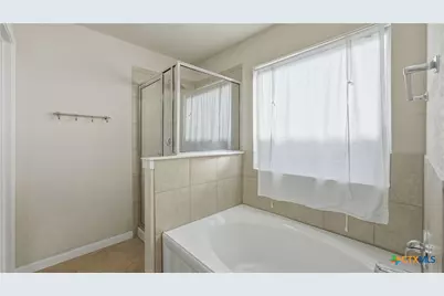 2724 Scarlet Tanger, New Braunfels, TX 78130 - Photo 32