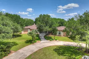 144 Big Sky Dr, New Braunfels, TX 78132 - Photo 2