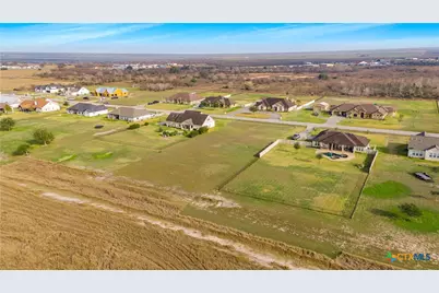 468 Wellspring Boulevard, Victoria, TX 77904 - Photo 6