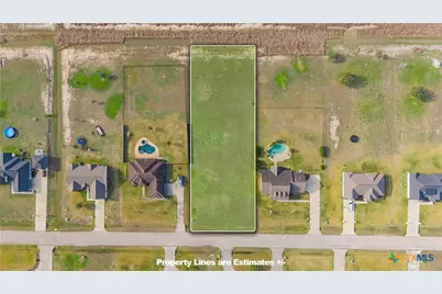 468 Wellspring Boulevard, Victoria, TX 77904 - Photo 2