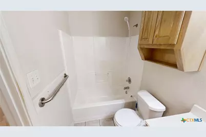 204 S 34th Street #B, Gatesville, TX 76528 - Photo 20