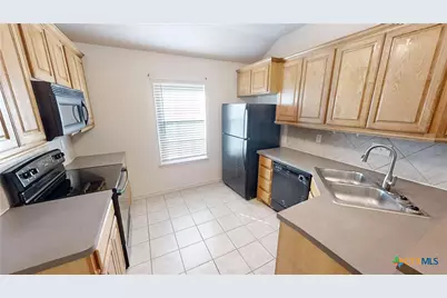 204 S 34th Street #B, Gatesville, TX 76528 - Photo 8