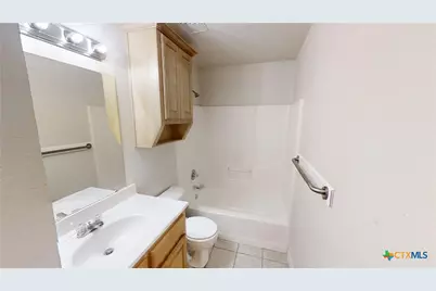 204 S 34th Street #B, Gatesville, TX 76528 - Photo 18