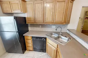 204 S 34th St, Gatesville, TX 76528 - Photo 6