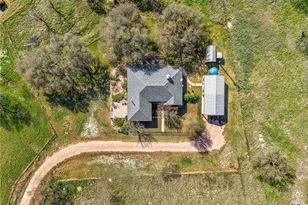 619 County Rd 3420, Lampasas, TX 76550 - Photo 36