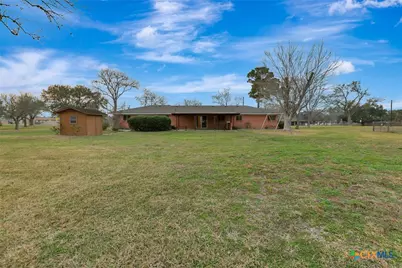 711 Northgate Road, Victoria, TX 77904 - Photo 32