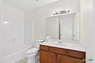 1060 Lindsey Cir, Belton, TX 76513 - Photo 10