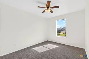 1060 Lindsey Cir, Belton, TX 76513 - Photo 6