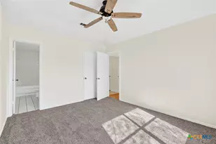 1060 Lindsey Cir, Belton, TX 76513 - Photo 12