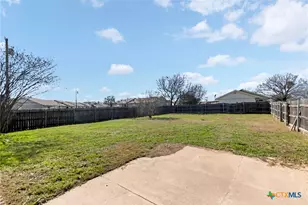 1060 Lindsey Cir, Belton, TX 76513 - Photo 16