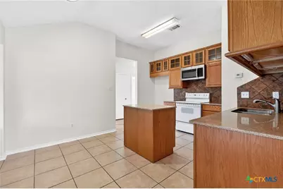 1060 Lindsey Circle, Belton, TX 76513 - Photo 4