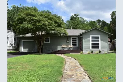 1345 Lee Street, New Braunfels, TX 78130 - Photo 1
