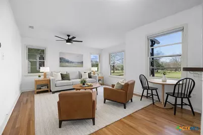 1345 Lee Street, New Braunfels, TX 78130 - Photo 8