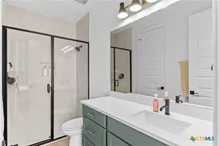 305 Reef Band Dr, Kyle, TX 78640 - Photo 10