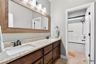 2041 Bella Vita Dr, Nolanville, TX 76559 - Photo 20
