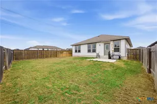 105 Kellys Heroes Wy, Jarrell, TX 76537 - Photo 30