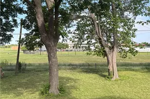 1514 S 15th St, Temple, TX 76504 - Photo 14