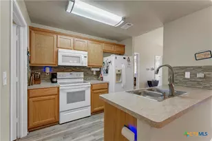 1209 E Ave F, Lampasas, TX 76550 - Photo 12