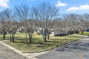 1209 E Ave F, Lampasas, TX 76550 - Photo 6