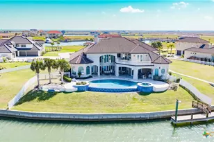 153 E Tuscany Way, Port O'Connor, TX 77979 - Photo 4