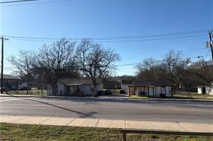 601 N 1st St, Copperas Cove, TX 76522 - Photo 1