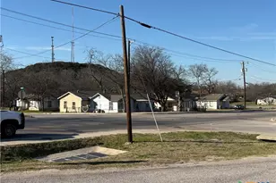 601 N 1st St, Copperas Cove, TX 76522 - Photo 4