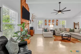 846 Ewelling Ln, New Braunfels, TX 78130 - Photo 12