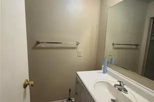 205 Wingate, Seguin, TX 78155 - Photo 12