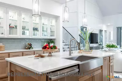 2558 High Ground, San Antonio, TX 78245 - Photo 4