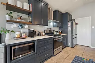 1552 Twin Cove, Kyle, TX 78640 - Photo 10